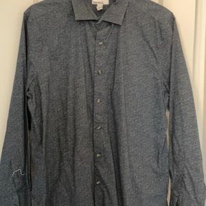Men’s dark navy button down shirt